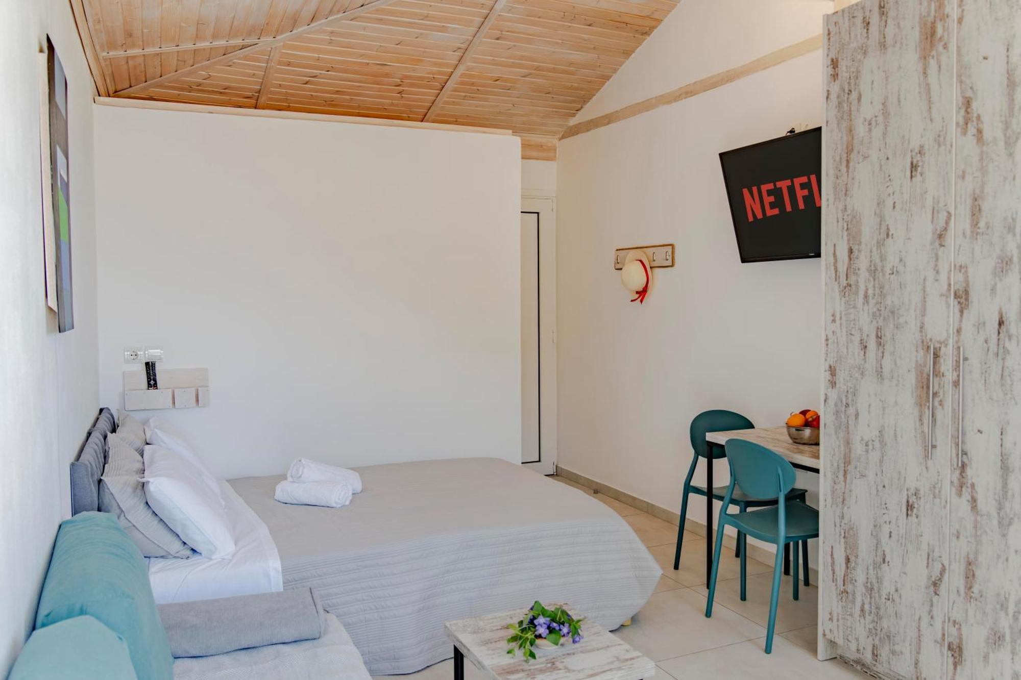 Appartement Rafaela'S Sea View House à Agios Nikolaos Extérieur photo